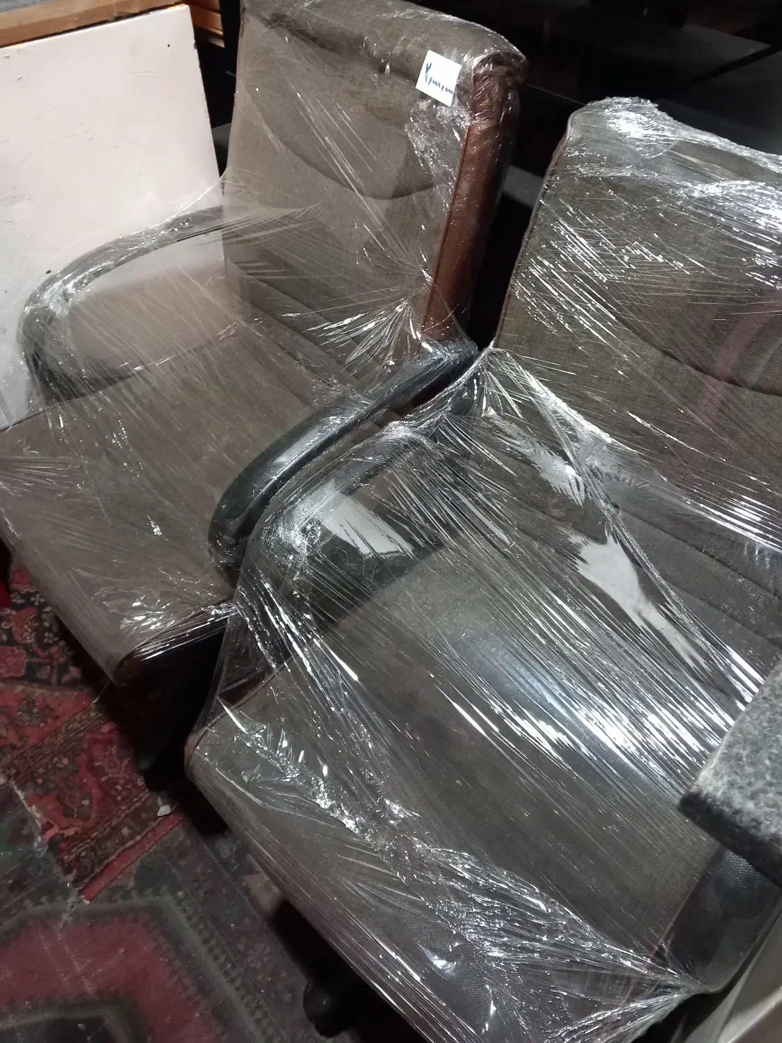 صندلی گردون|صندلی و نیمکت|زنجان, |دیوار