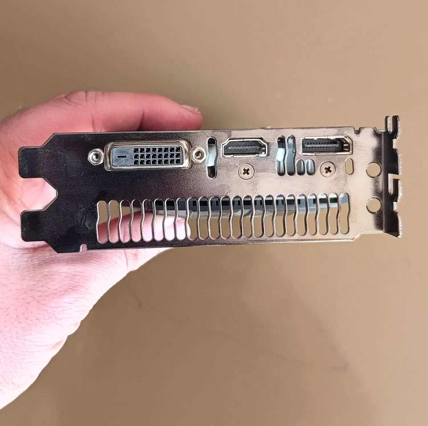 کارت گرافیک ASUS GTX 1050 2GB|قطعات و لوازم جانبی رایانه|لنجان, |دیوار