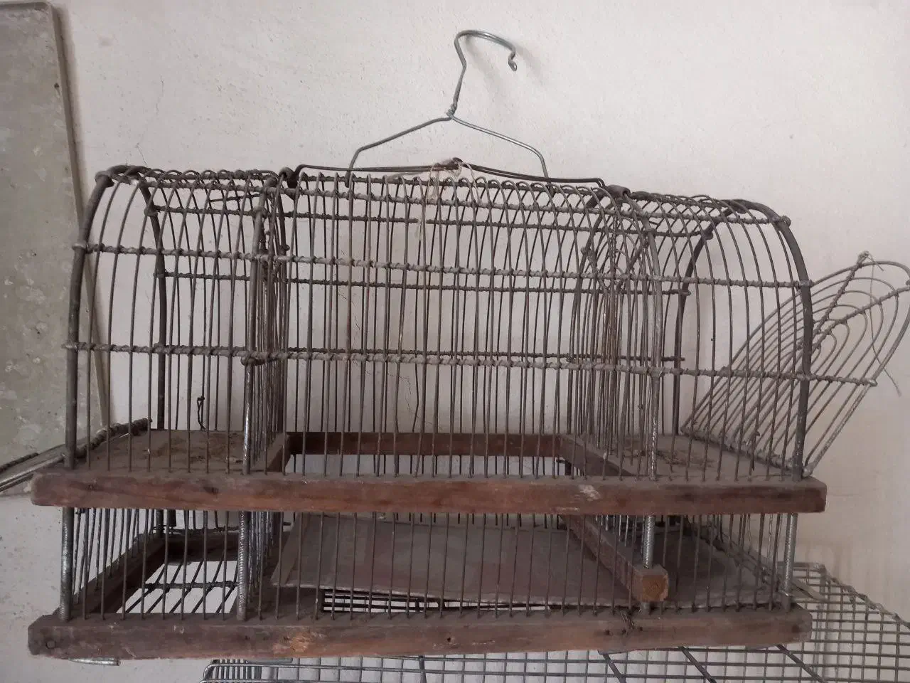 قفس تله قدیمی|لوازم جانبی حیوانات|ملایر, |دیوار