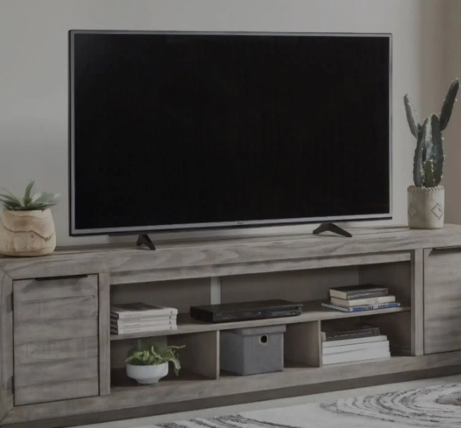 تلویزیون چهل و نه اینج مارک الجی سالم|تلویزیون و پروژکتور|پیشوا, |دیوار