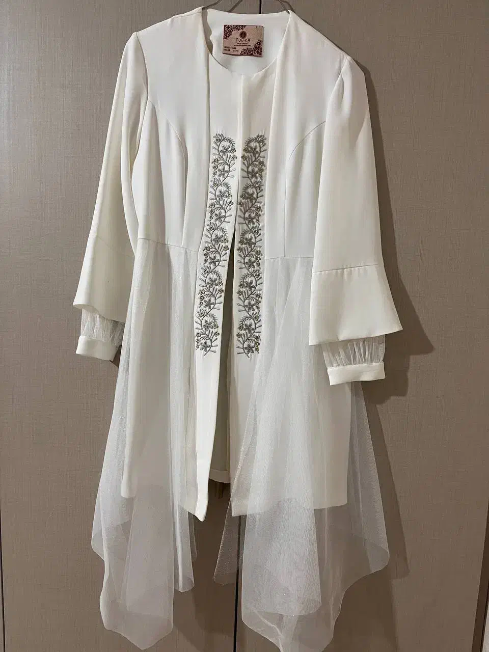 مانتو سفید مجلسی|لباس|تویسرکان, |دیوار