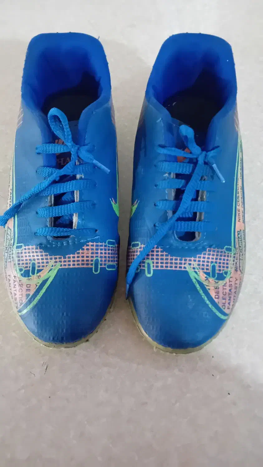 کفش فوتبال|تجهیزات ورزشی|میاندوآب, |دیوار