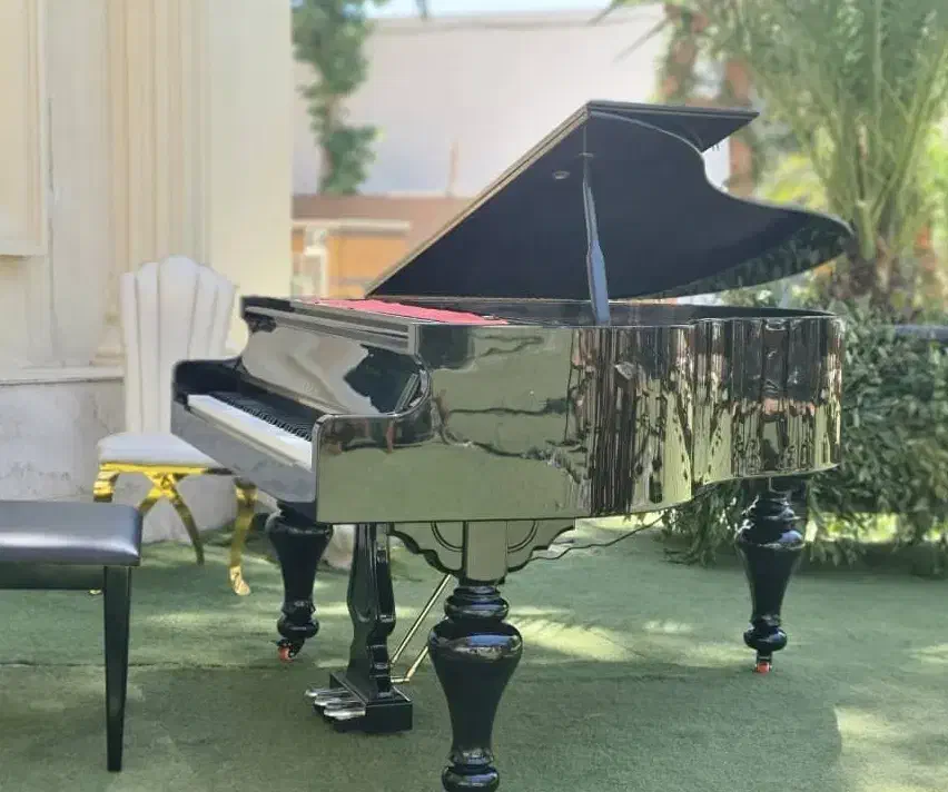 فروش  پیانو گرند یاماها)) برای تالارها  تاج دار|پیانو، کیبورد، آکاردئون|تهران, سعادت‌آباد|دیوار