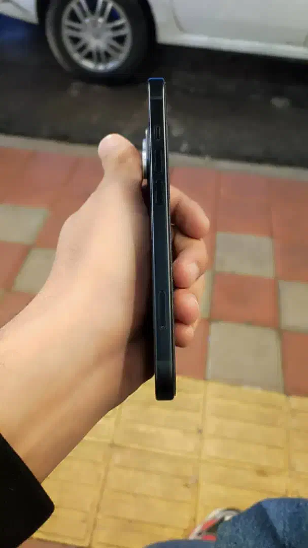 آیفون ۱۵ نرمال|موبایل|رشت, منظریه|دیوار