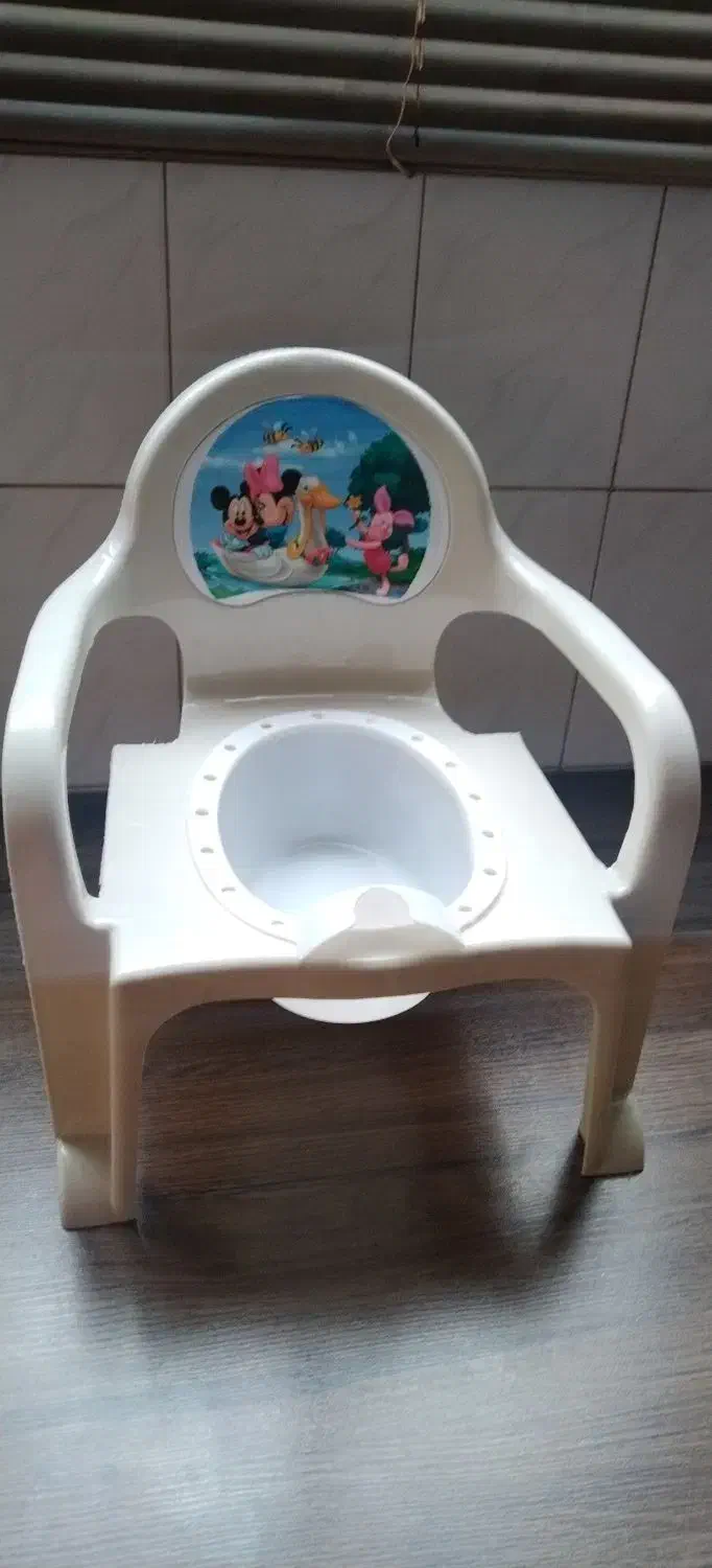 صندلی دستشویی|اسباب و اثاث بچه|قرچک, شهرک طلائیه|دیوار