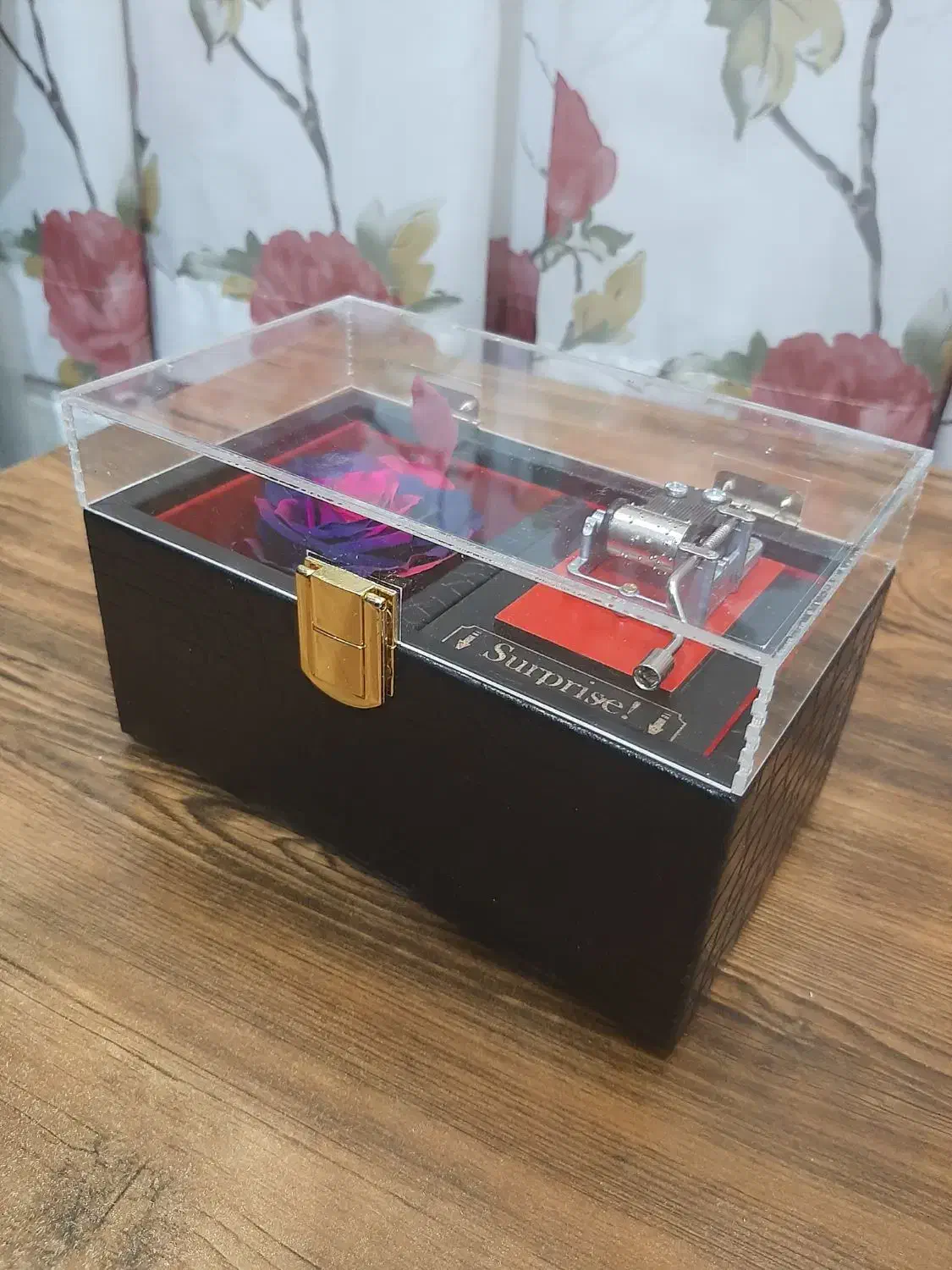 رز جاودان و باکس موزیکال|گل و گیاه طبیعی|تهران, افسریه جنوبی|دیوار