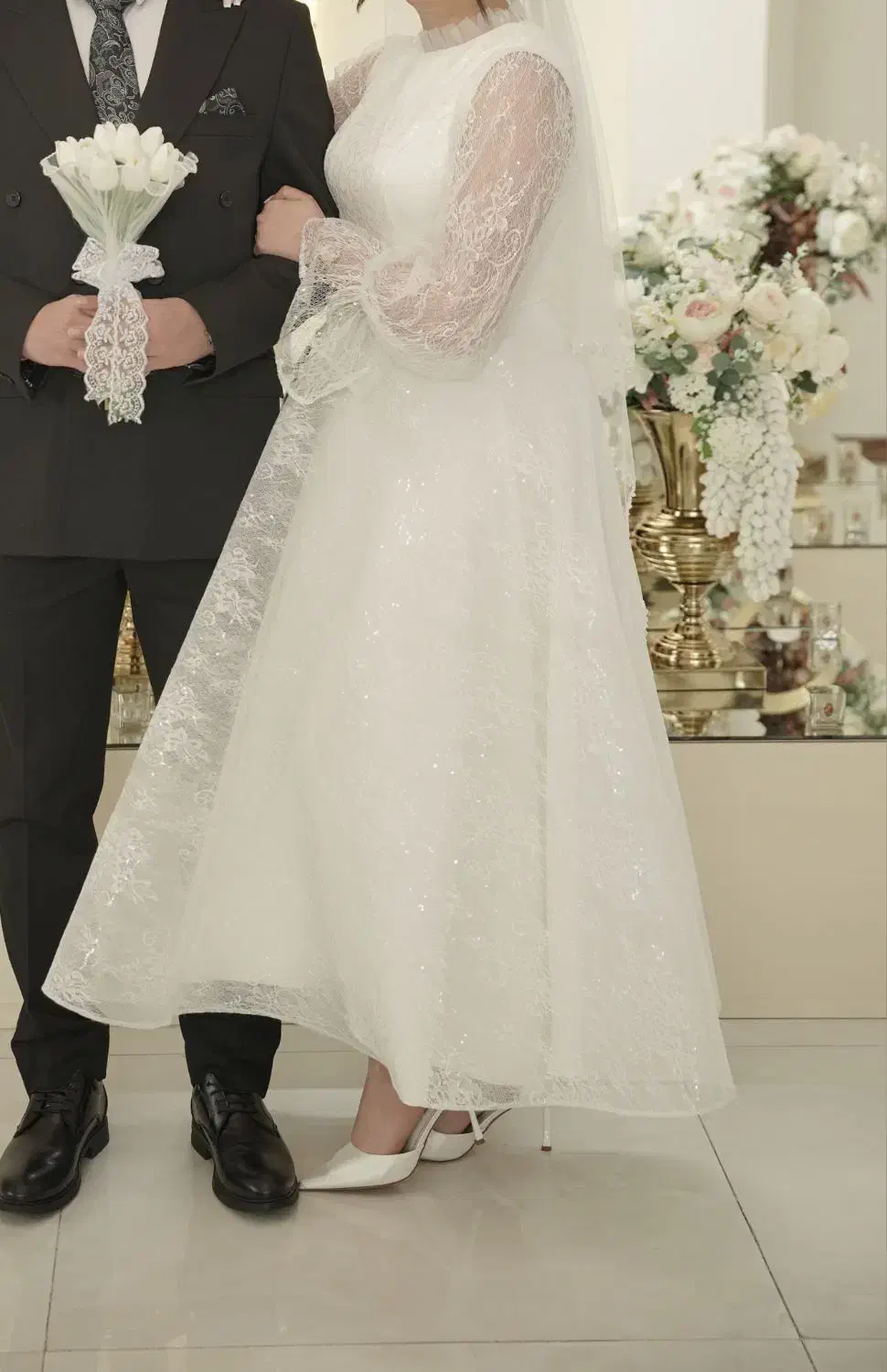 لباس عقد سالم|لباس|اندیشه, اندیشه فاز ۱|دیوار