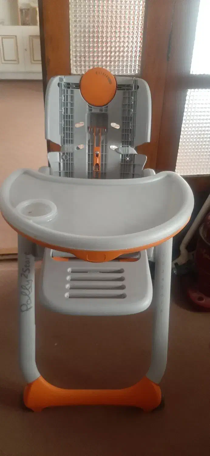 صندلی غذای کودک|تخت و صندلی بچه|خمینیشهر, |دیوار