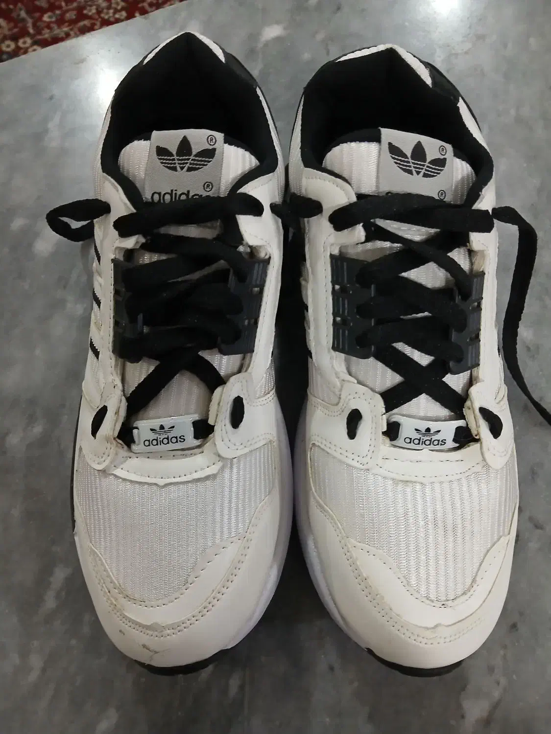 کفش آدیداس  نو|کیف، کفش، کمربند|شفت, |دیوار