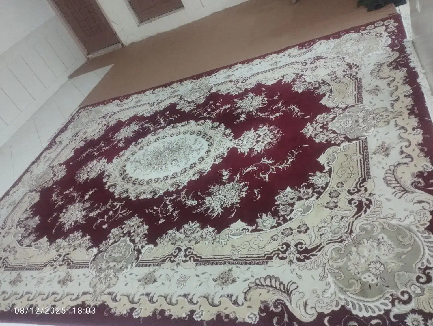 فرش ۱۲متری|فرش|اصفهان, پوریای ولی|دیوار