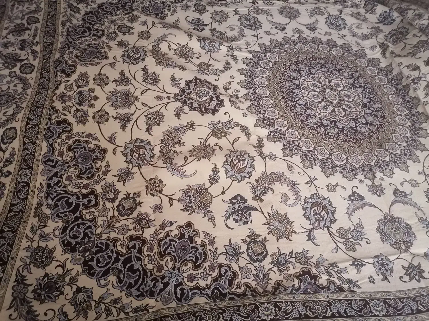 روفرشی|روفرشی|اصفهان, شیخ اشراق|دیوار