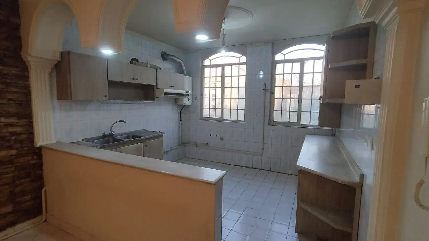 ۶۵ متر دو خوابه/ ویو میدان