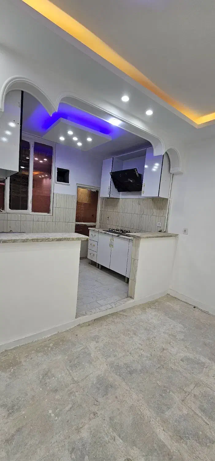 فروش واحد ۵۰ متری لاله ها تاپ لوکیشن حصارک پایین|فروش آپارتمان|بهارستان, |دیوار