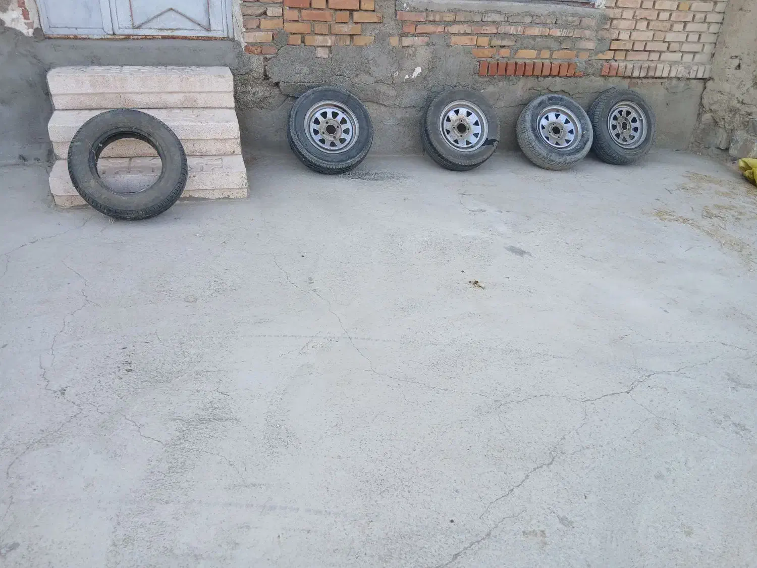 لاستیک|قطعات یدکی و لوازم جانبی|سلماس, |دیوار