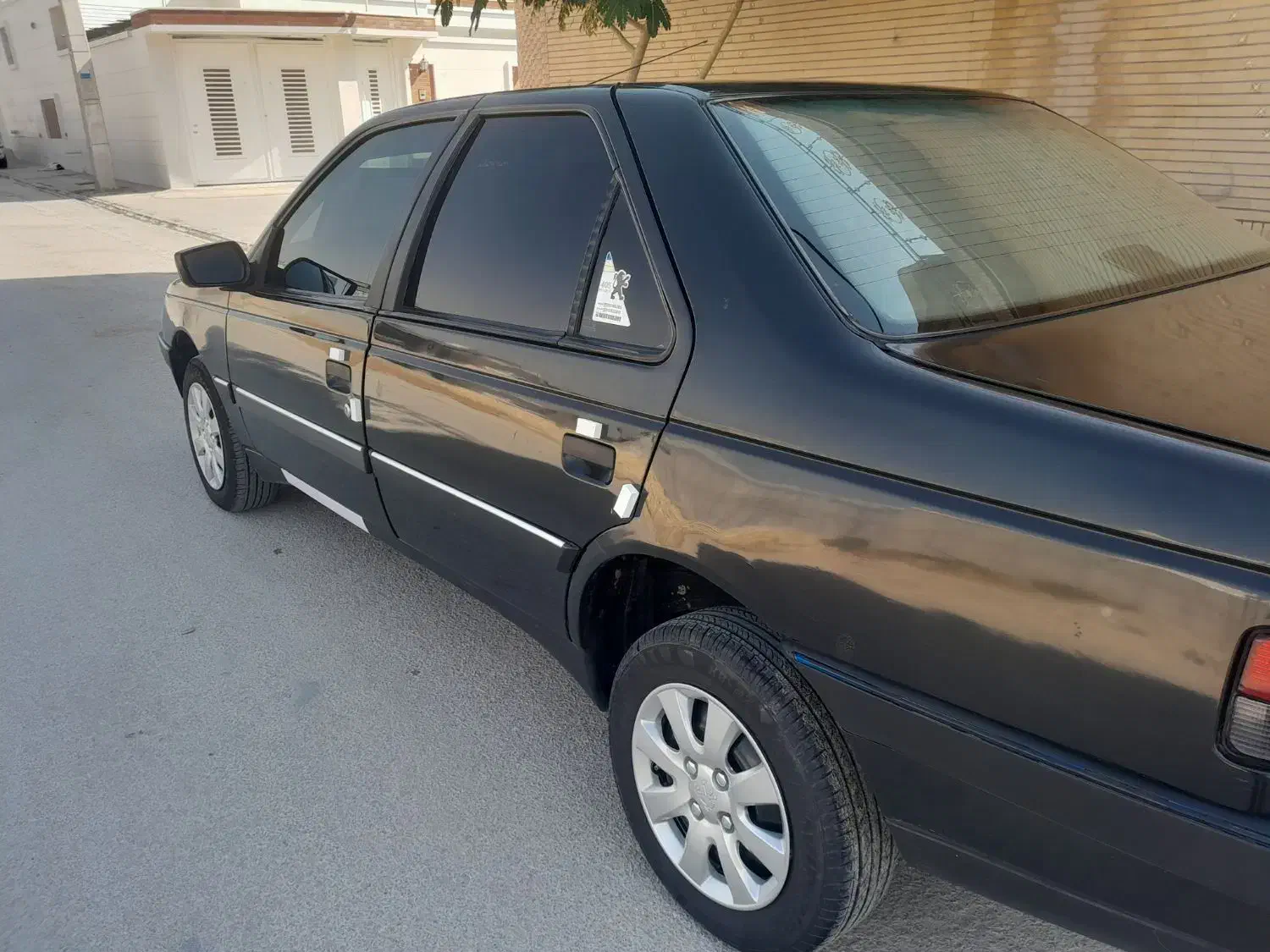 پژو ۴۰۵ مدل ۸۳|خودرو سواری و وانت|بوشهر, |دیوار