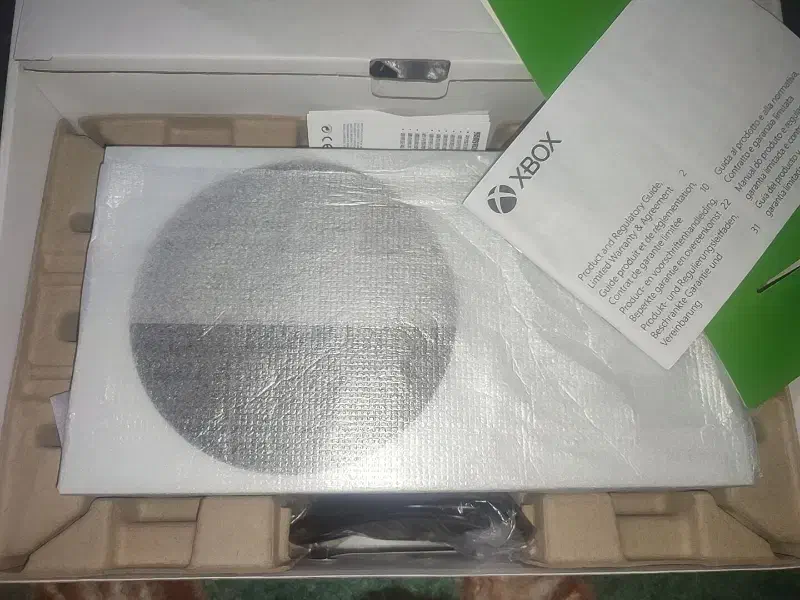 Xbox series s ایکس باکس سری اس|کنسول، بازی ویدئویی و آنلاین|شیراز, شاپورجان|دیوار