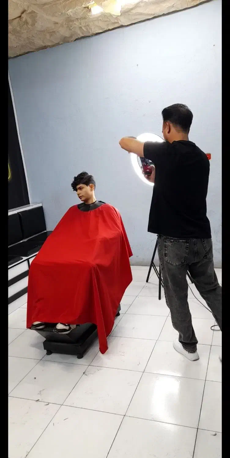 آموزش آرایشگری مردانه|خدمات آرایشگری و زیبایی|شیراز, اصلاح‌نژاد|دیوار