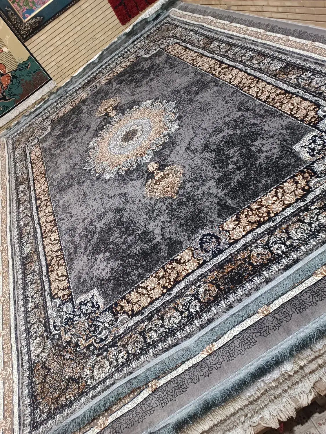 ۹ متری جفت رنگ‌  فیلی دودی نوآکبند فرش مشهد|فرش|مشهد, شهید مطهری|دیوار