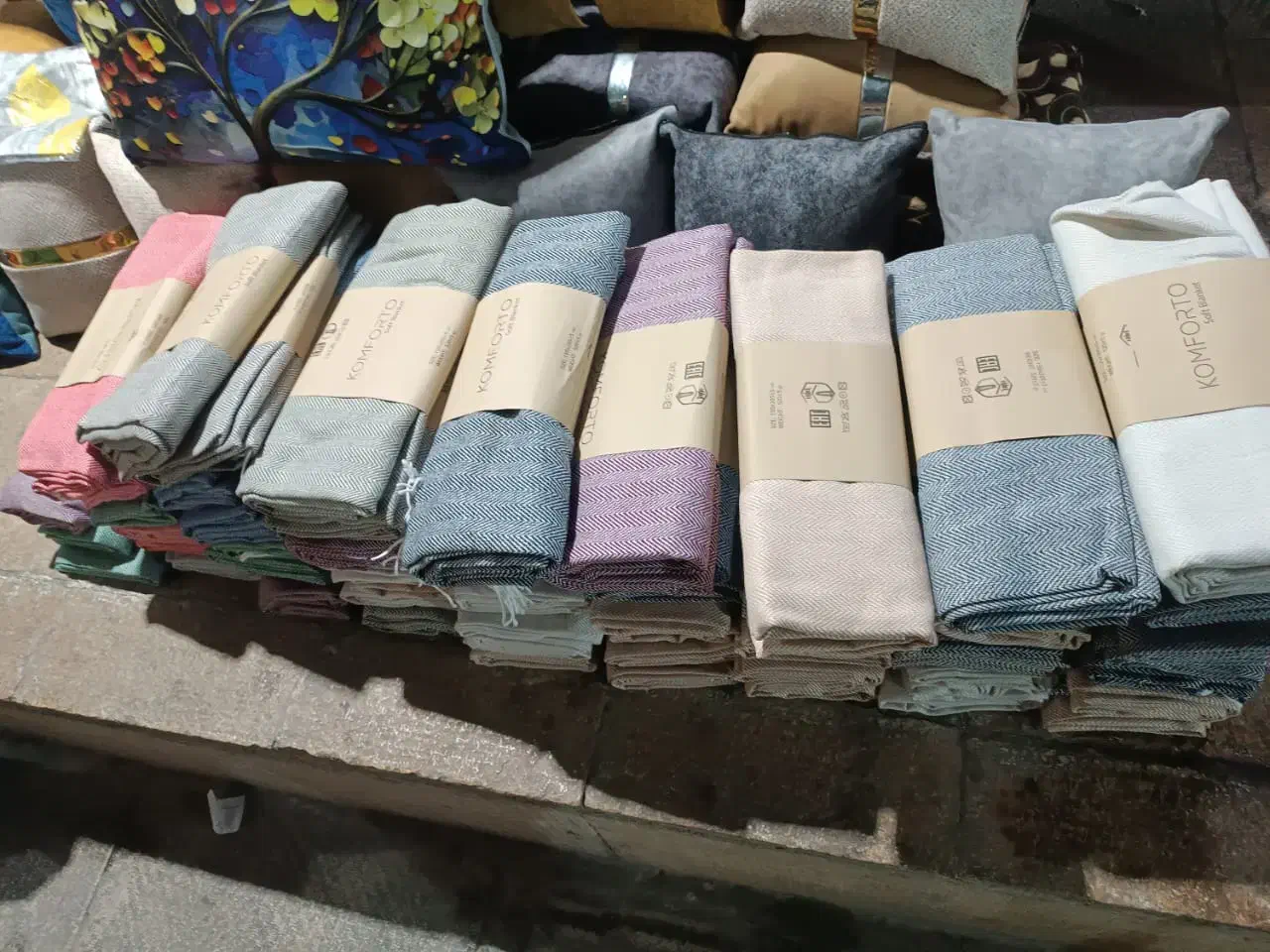 شال مبل|رختخواب، بالش، پتو|شیراز, بازار|دیوار