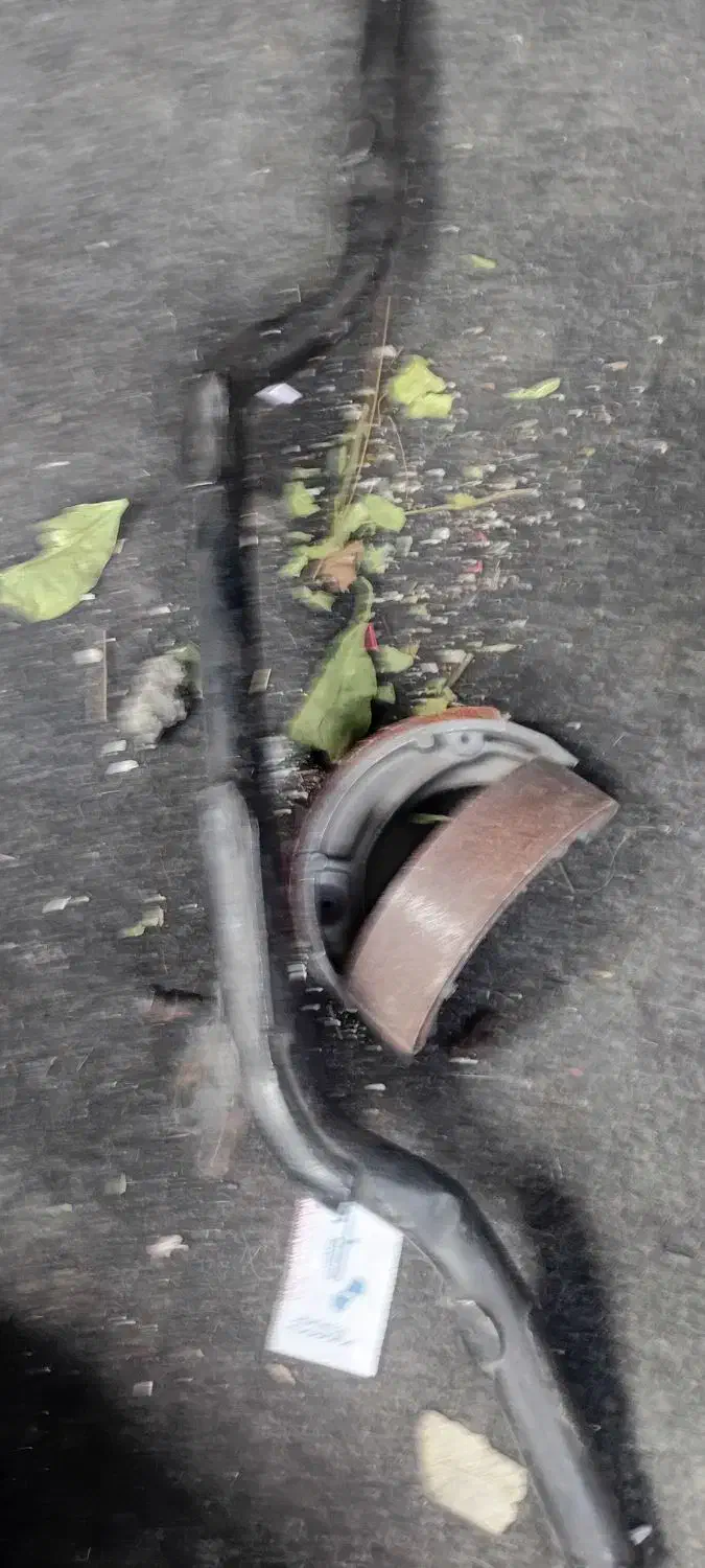 یک دست لنت موتور نو و یک عدد رکاب موتور|قطعات یدکی و لوازم جانبی|رباطکریم, نصیرشهر|دیوار