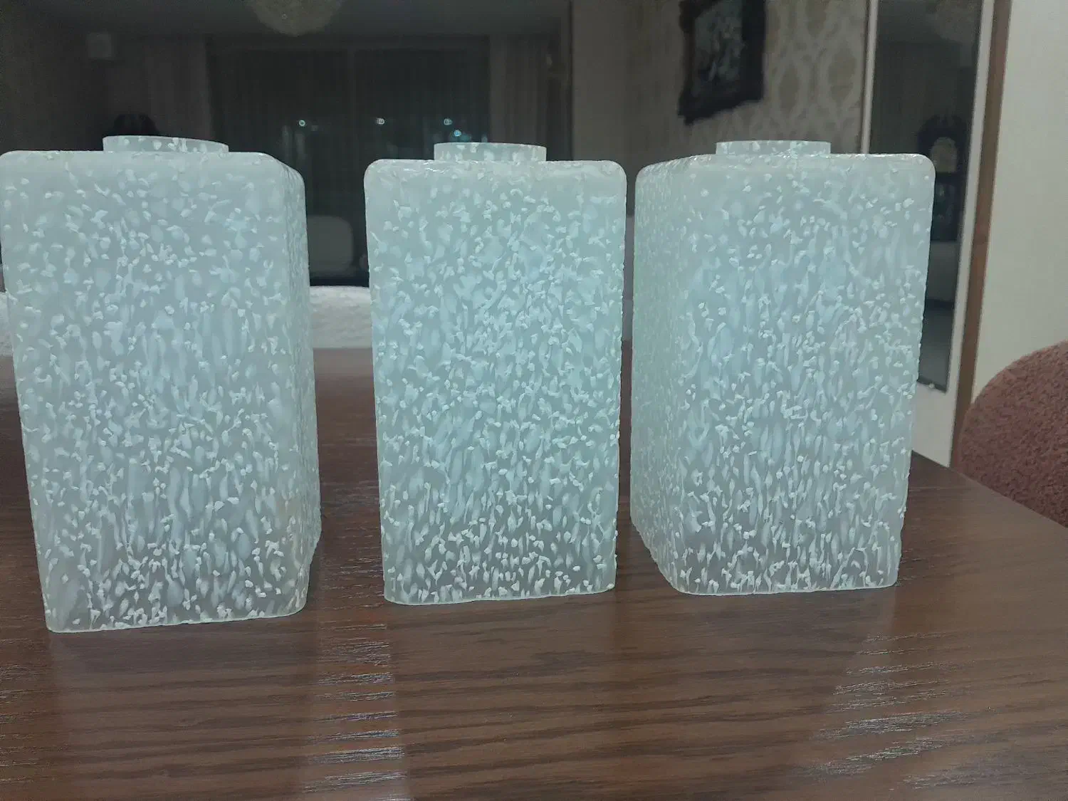 لوستر|لوستر و چراغ آویز|کرج, دهقان ویلا|دیوار