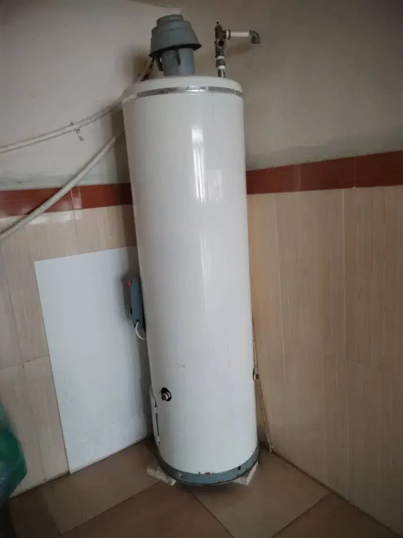 آبگرمکن 200لیتری گازی وقابل استفاده با برق|آبگرمکن، پکیج، شوفاژ|پیرانشهر, |دیوار