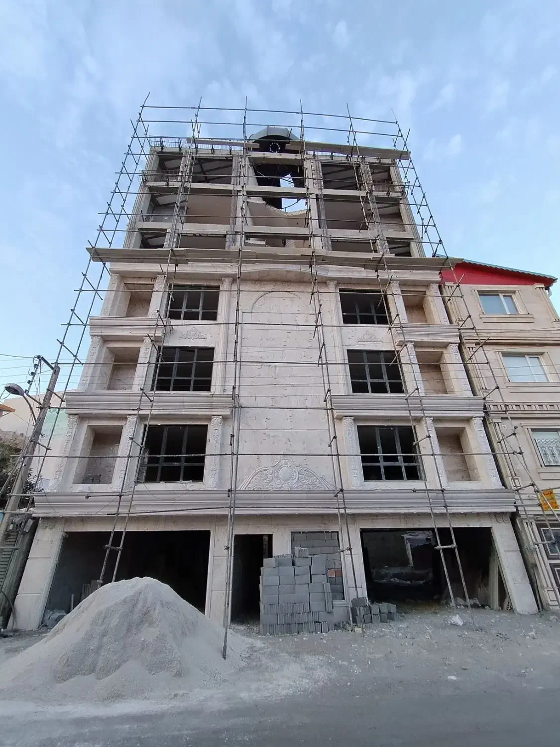 سنگ کاری و کاشی کاری|خدمات پیشه و مهارت|بندر انزلی, کوی آزادگان|دیوار