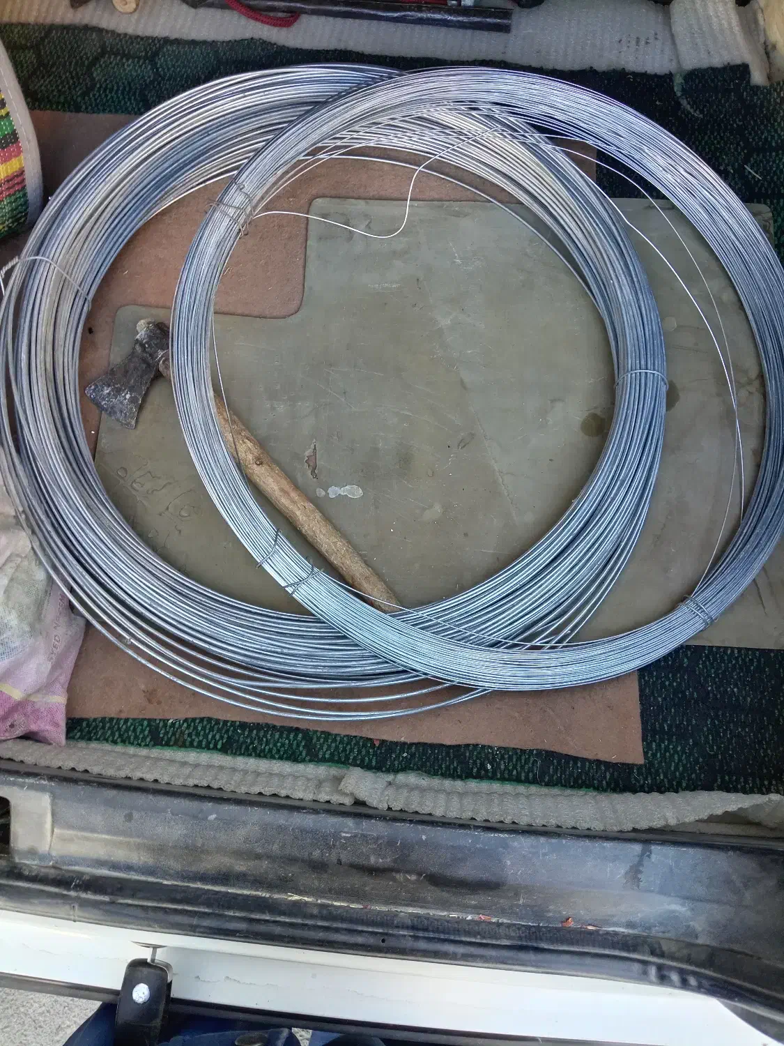 فروش پروژکتور و سیم گالوانیزه انگور|تلویزیون و پروژکتور|مریوان, |دیوار