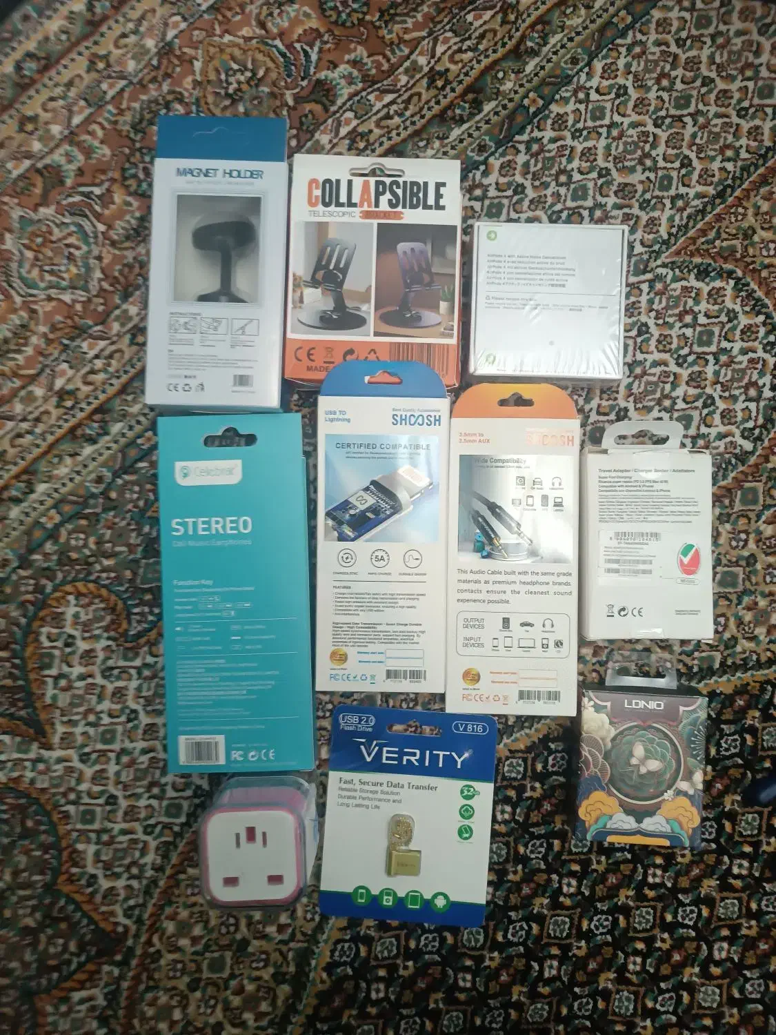 پک دیجیتالی .هندزفری وفلش وشارژرو...|لوازم جانبی موبایل و تبلت|کرج, شهرک فرهنگیان|دیوار