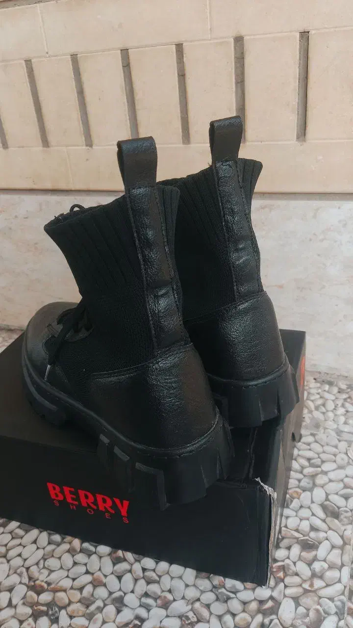 کفش و بوت|کیف، کفش، کمربند|سیرجان, |دیوار