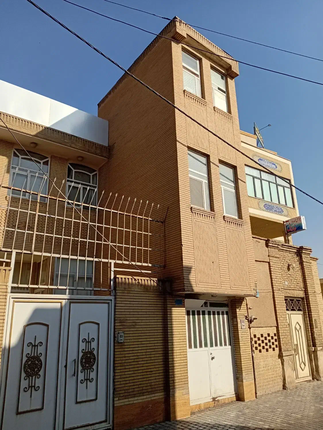 ملک سه طبقه عماریاسر باغ پنبه قابل تهاتر|فروش خانه و ویلا|قم, آلوچو|دیوار