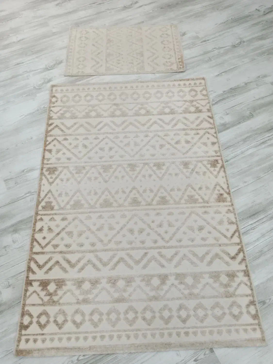 فرش|پادری|تهران, نیروی دریایی|دیوار