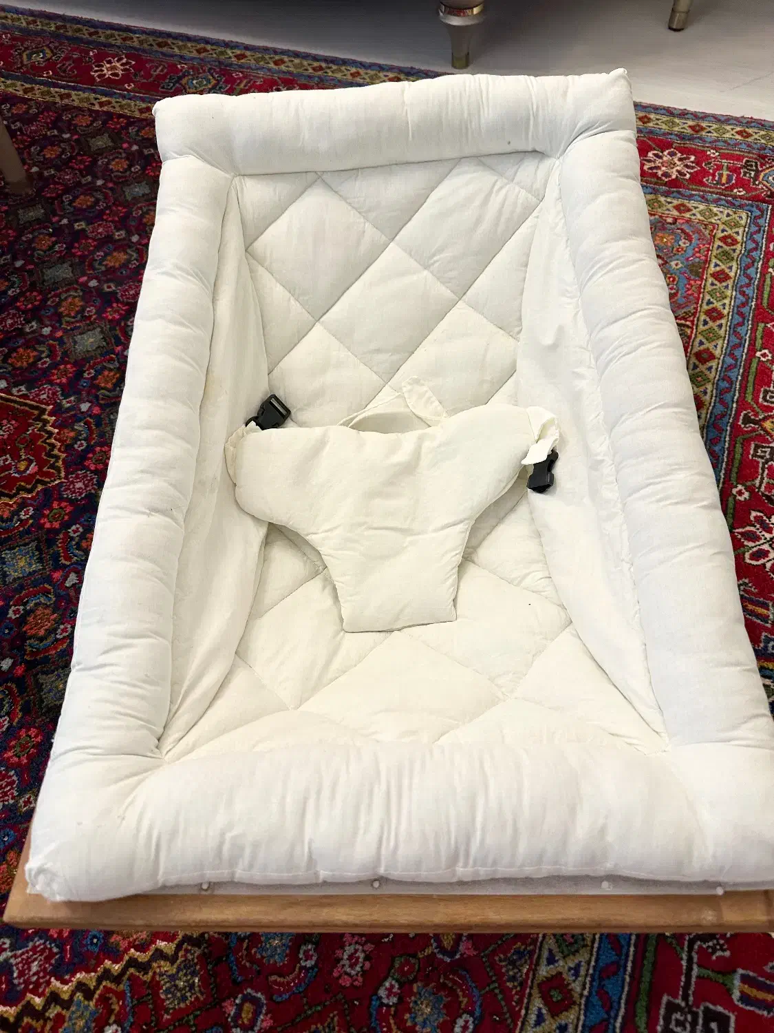 گهواره چوبی|تخت و سرویس خواب|اردبیل, |دیوار