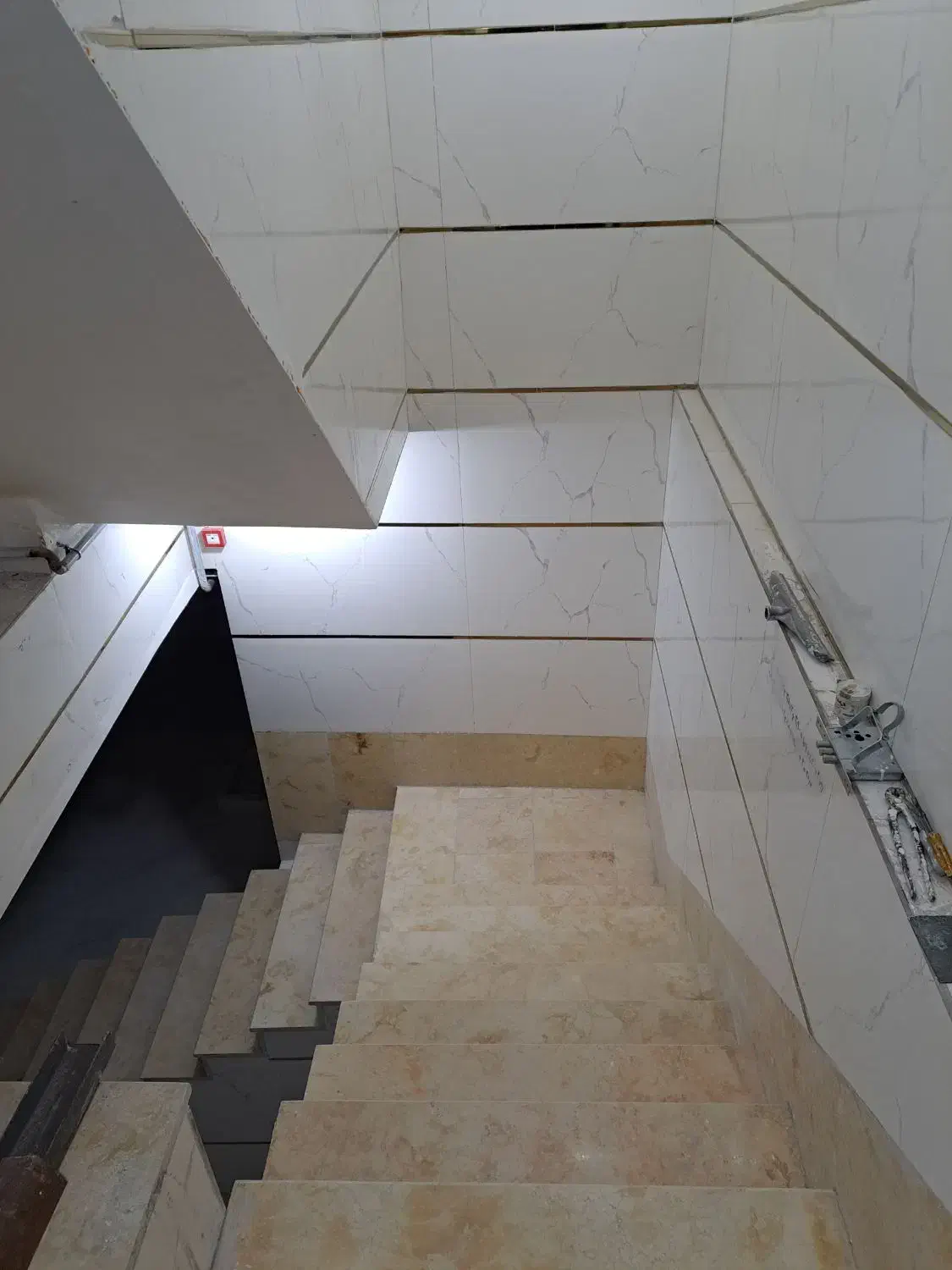 اجاره ویافروش زیرزمین تجاری وخدماتی|اجارهٔ مغازه و غرفه|اردبیل, |دیوار