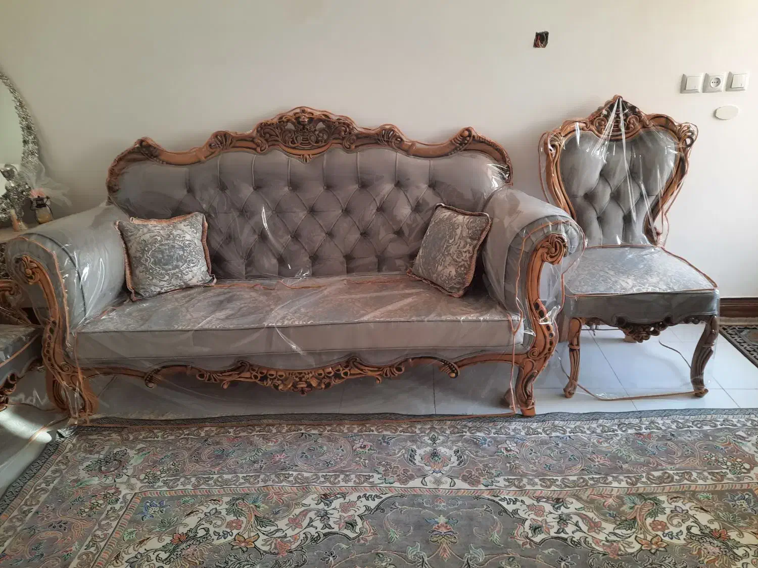 فروش مبلمان کلاسیک نو برای جهیزیه|مبلمان خانگی و میز عسلی|اصفهان, نصرآباد|دیوار