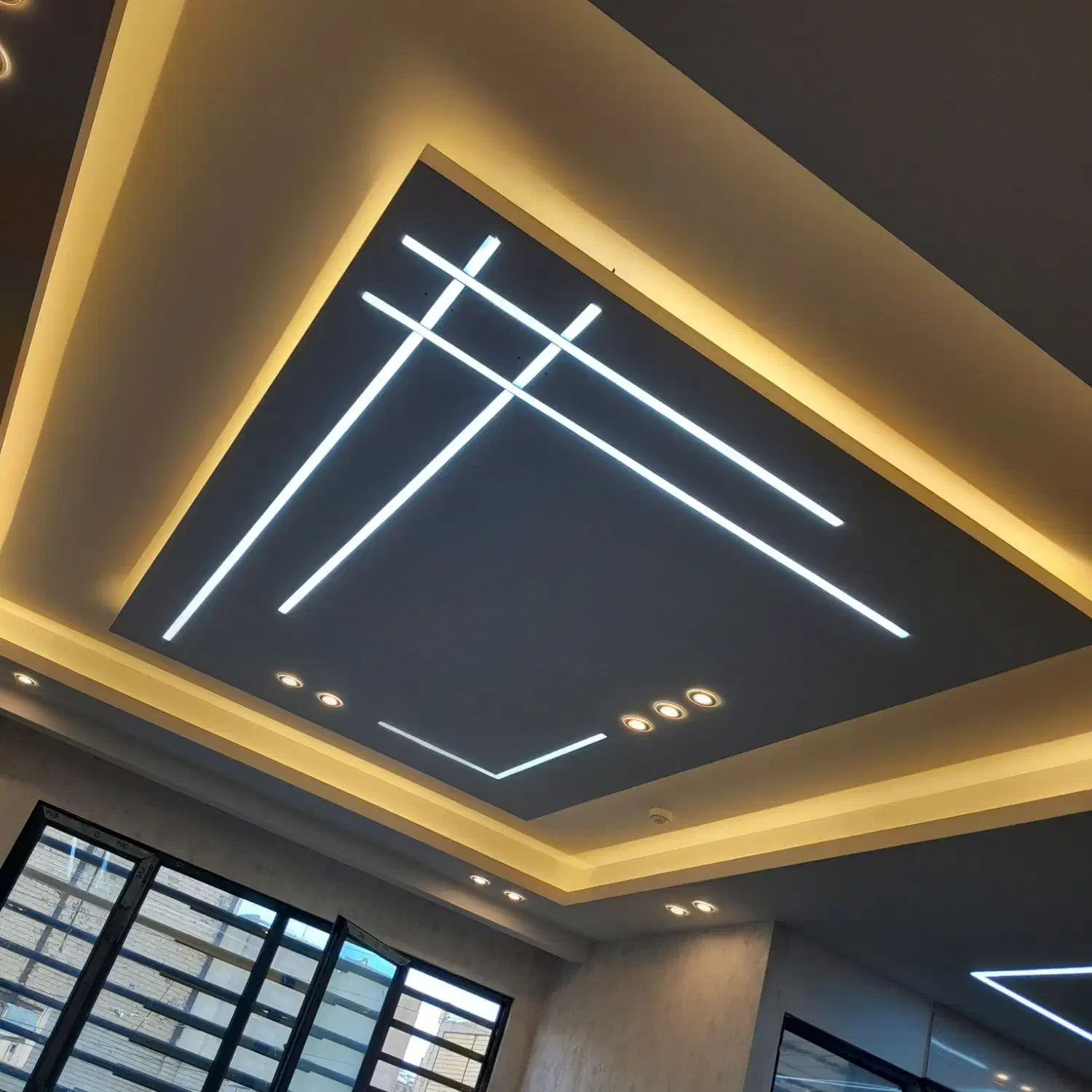 برقکاری ساختمان و نورپردازی حرفه‌ای|خدمات پیشه و مهارت|کرمانشاه, |دیوار