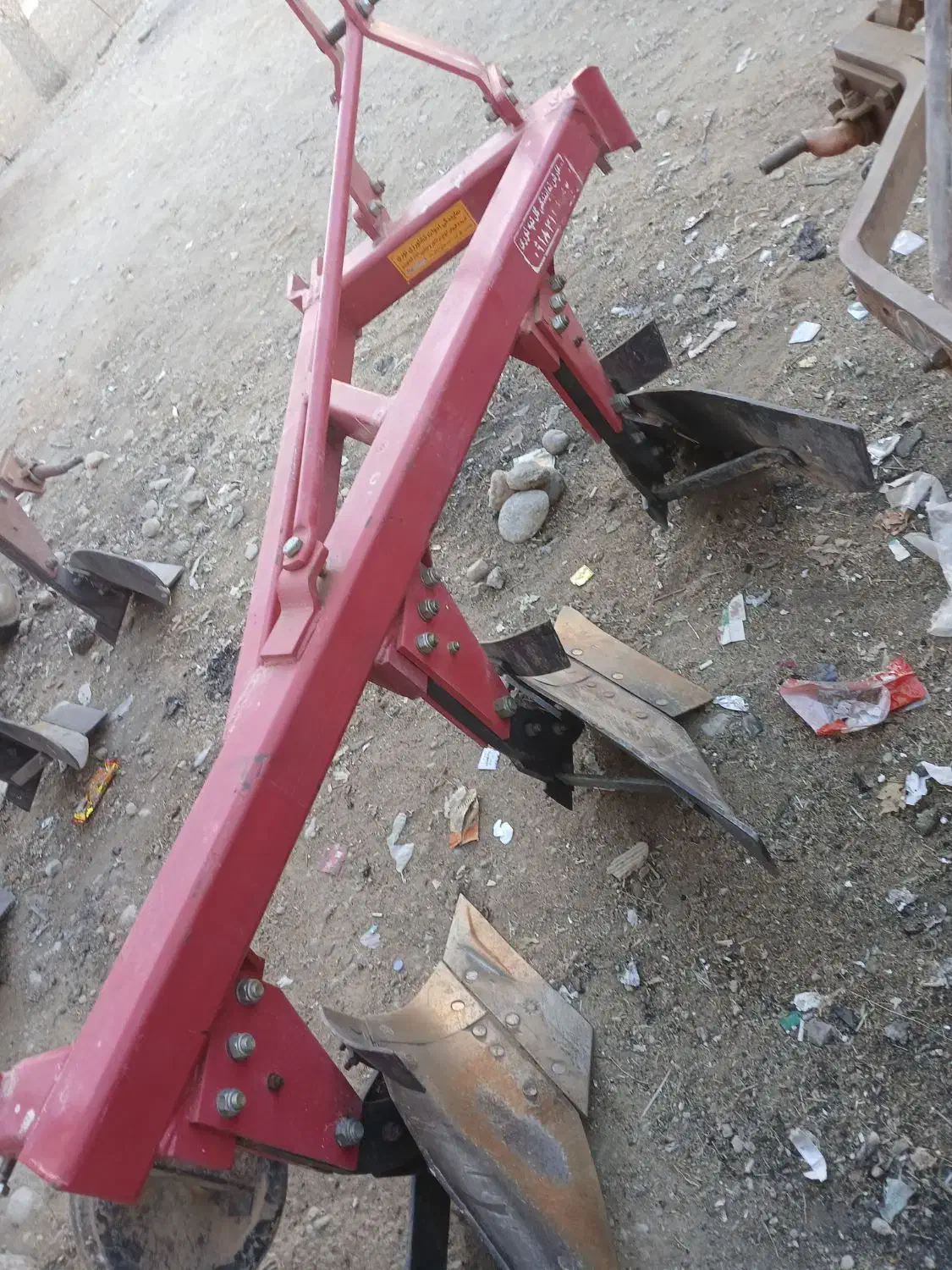 گاوآهن شیش سلندری|ماشین‌آلات صنعتی|نورآباد, |دیوار