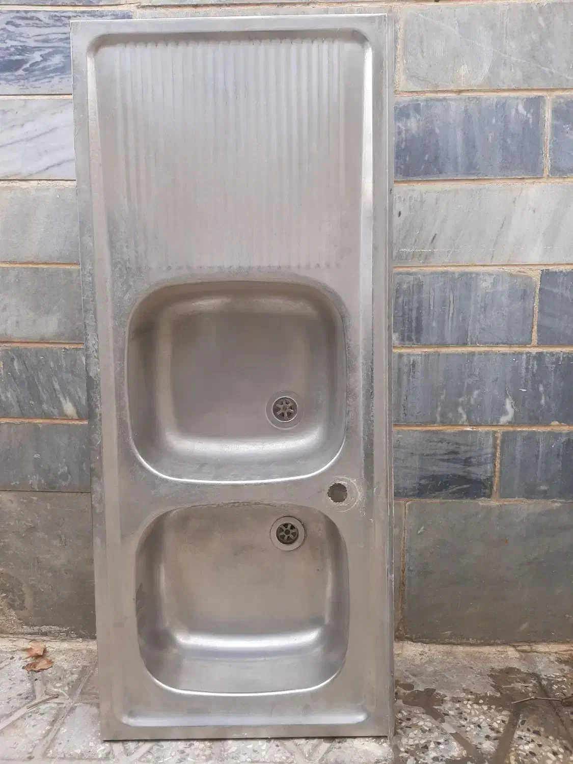 روشویی و ظرفشویی|لوازم سرویس بهداشتی|بروجرد, |دیوار