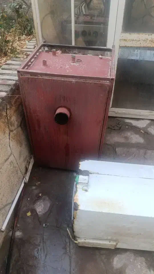 پکیج زمینی و آبگرمک ن برقی|آبگرمکن، پکیج، شوفاژ|گلبهار, شهر جدید گلبهار|دیوار