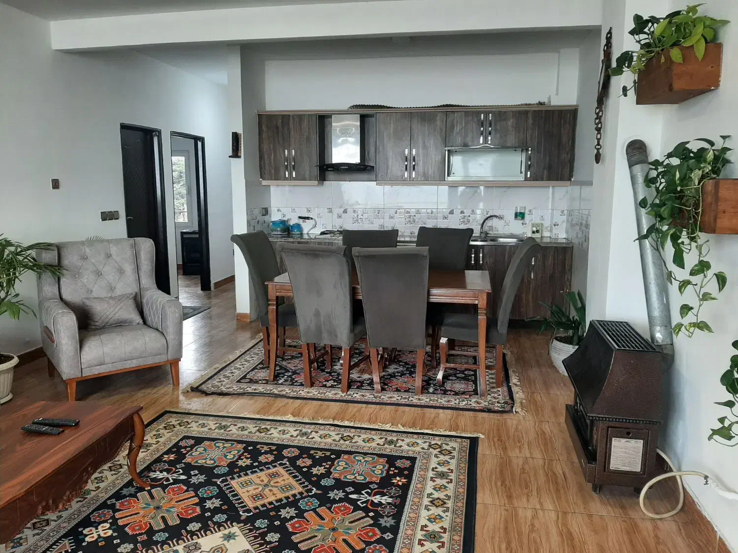 اجاره اپارتمان  ساحلی در رامسر|اجارهٔ کوتاه‌مدت آپارتمان و سوئیت|رامسر, |دیوار