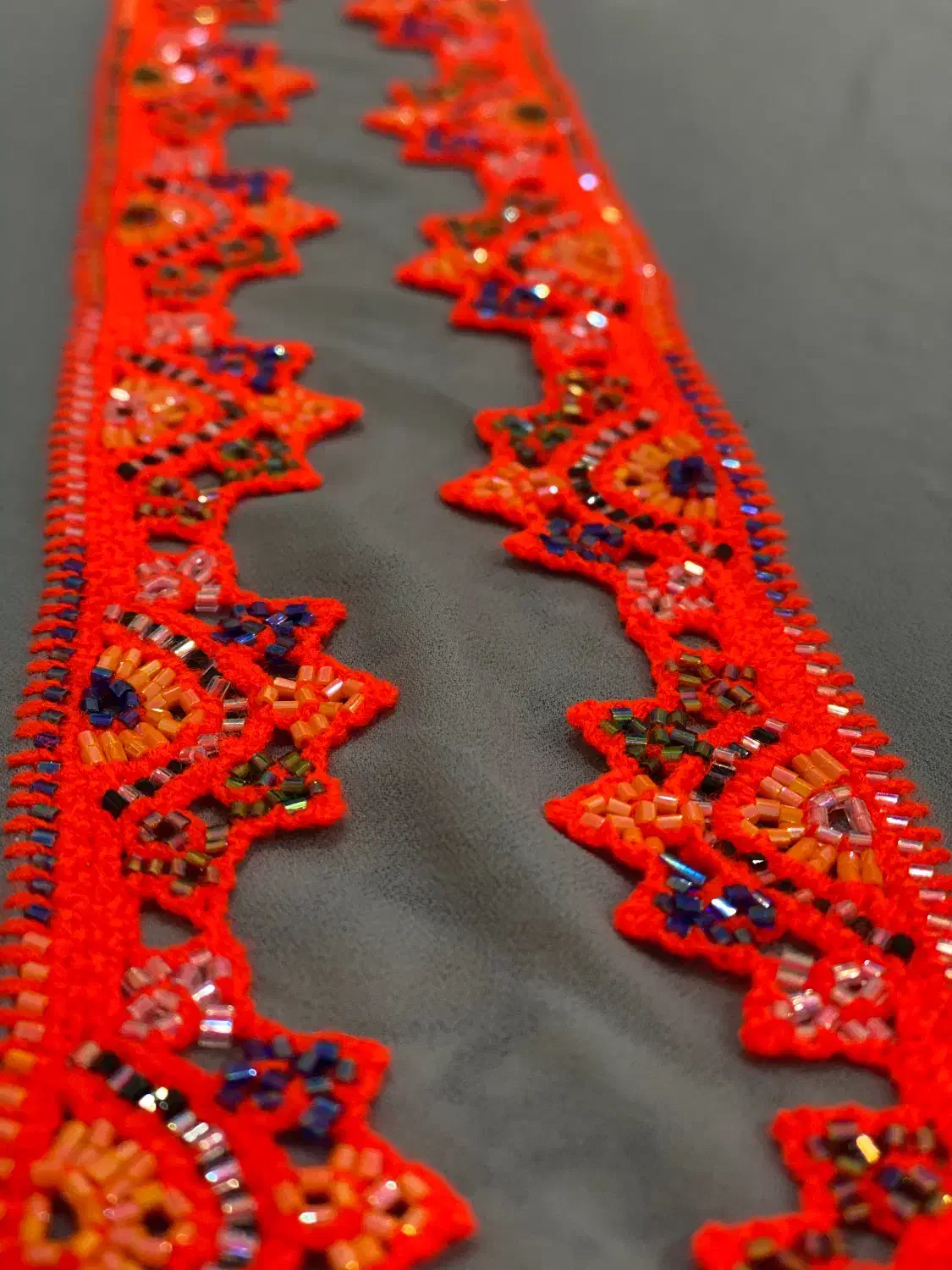 کریشی سراوان|لباس|سراوان, |دیوار