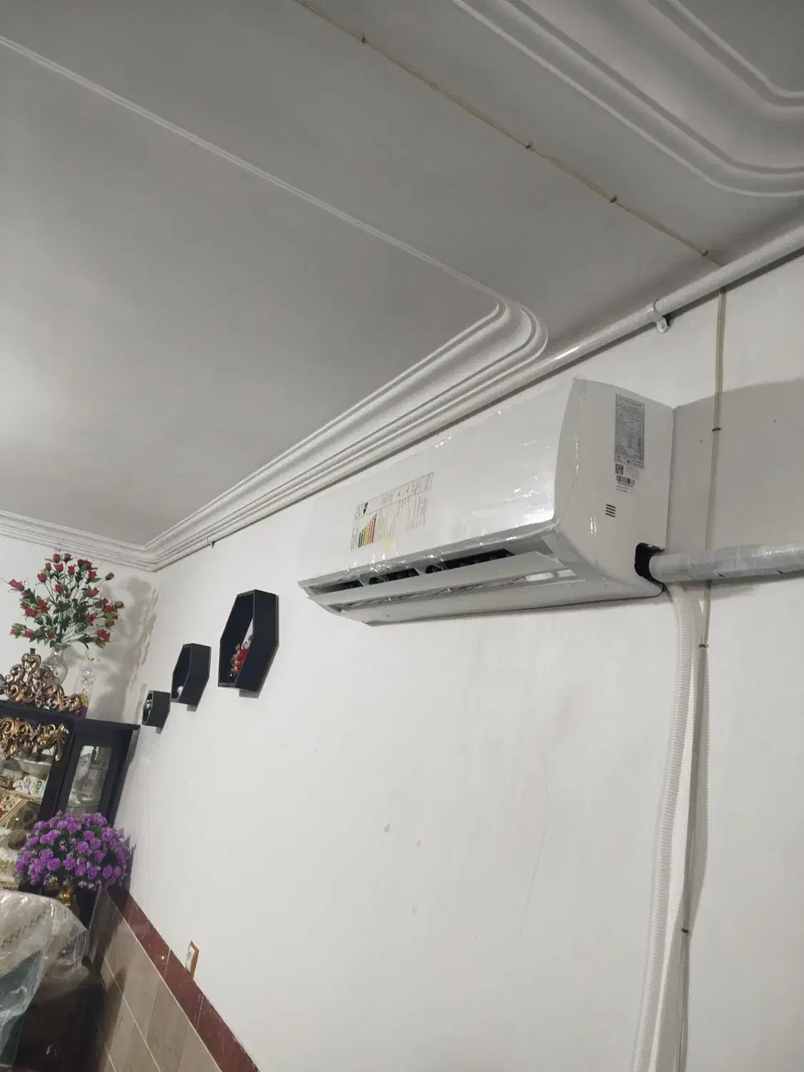 نصب استاندارد و حرفه‌ای اسپلیت|خدمات پیشه و مهارت|کرمان, |دیوار