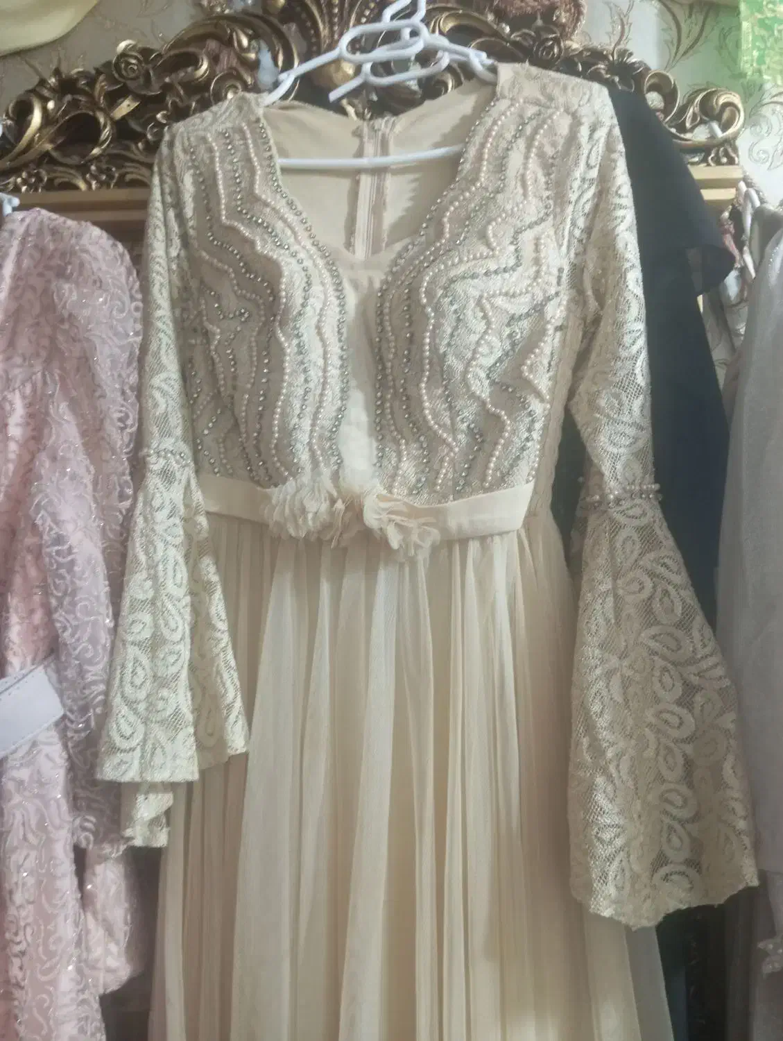 لباس مجلسی|لباس|مینودشت, |دیوار