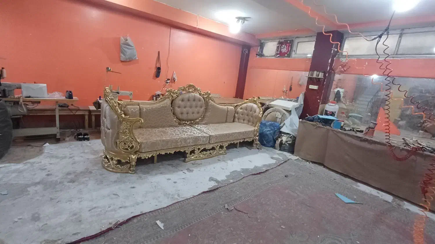 تولید کننده مبلمان ژونالی.وتعمیرات تخصصی|مبلمان خانگی و میز عسلی|آستارا, |دیوار