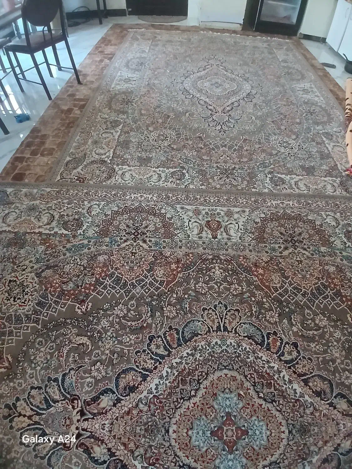 فرش ۹ متری ۷۰۰شانه|فرش|لیسار, |دیوار