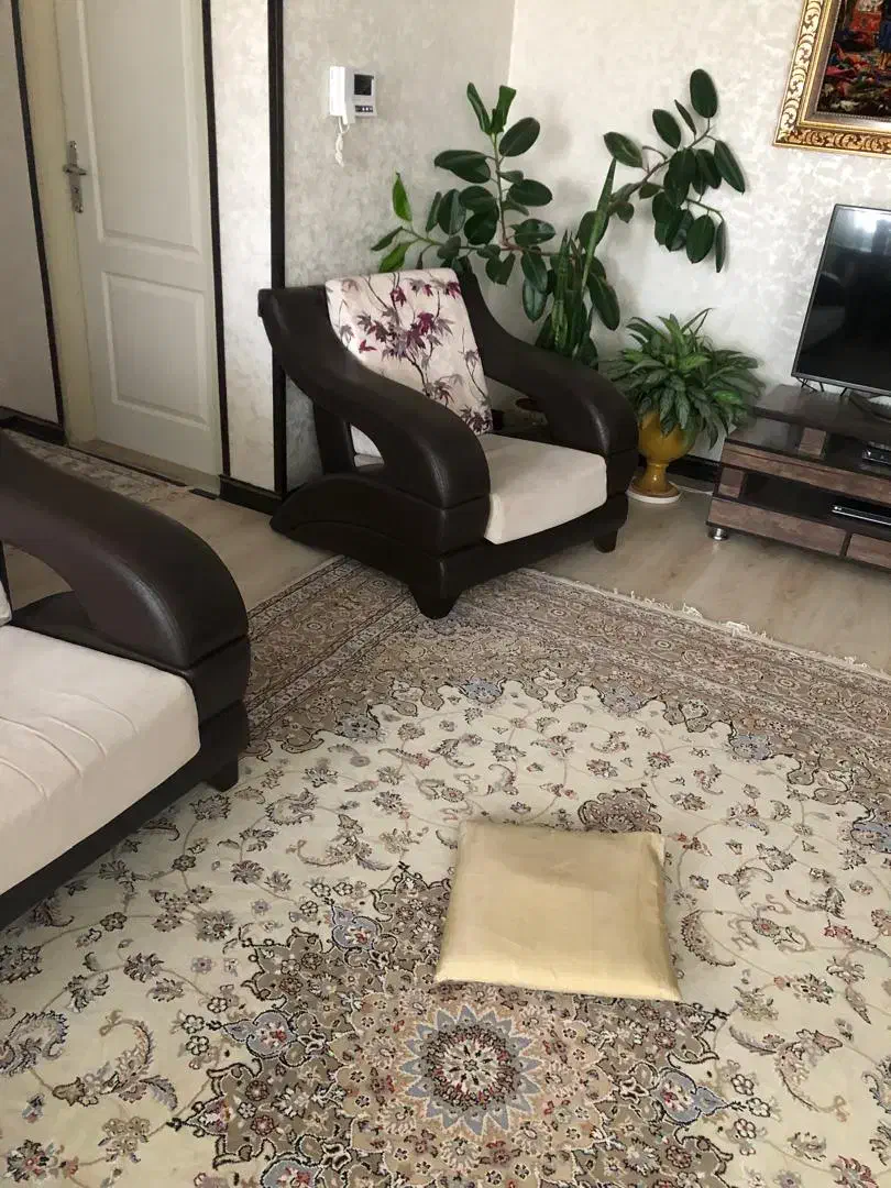 مبل راحتی هفت نفره دست دوم برند مبل ایران|مبلمان خانگی و میز عسلی|بومهن, |دیوار