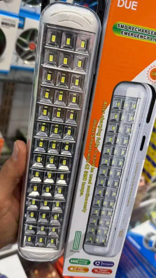 چراغ های اضطراری و چراغ قوه در مدل های مختلف|کوهنوردی و کمپینگ|شاهین‌شهر, عطار|دیوار