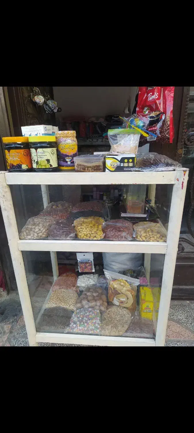 فروش یا اجاره زیر پله در شهرک سبزدشت|اجارهٔ مغازه و غرفه|بهارستان, |دیوار