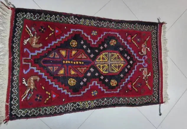 قالیچه‌  دستباف|فرش|اصفهان, رکن الدوله شرقی|دیوار