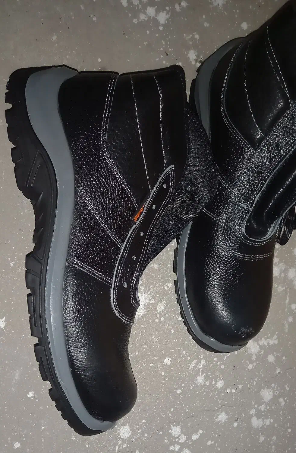 لوازم ایمنی کفش و دستکش|کیف، کفش، کمربند|میانه, |دیوار